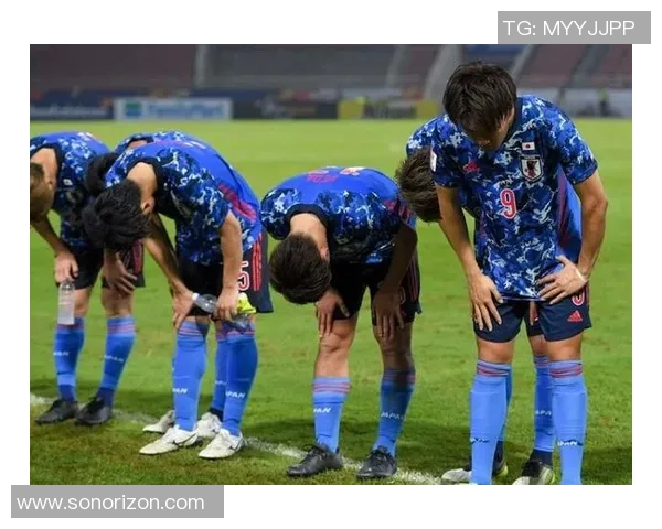 南京篮球队在全国锦标赛积分榜上以69分稳居第一名展现强劲实力